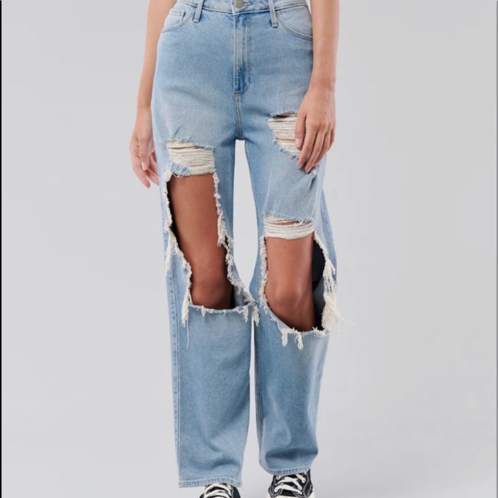 Hollister Curvy Ultra High Rise Dad Jeans